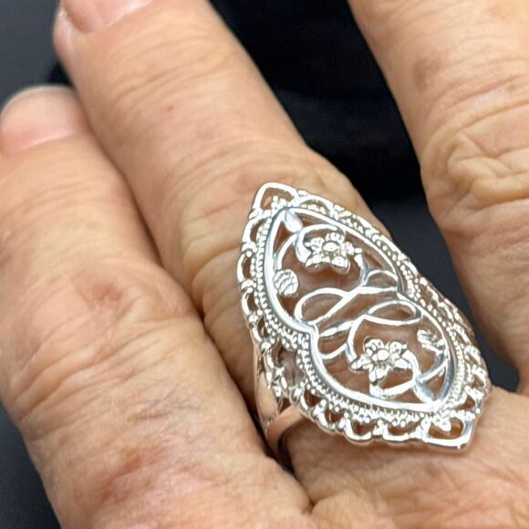 Silver Statement Ring, size 8, NEW, Filigree Ring, Boho, Trendy - Picture 4 of 5